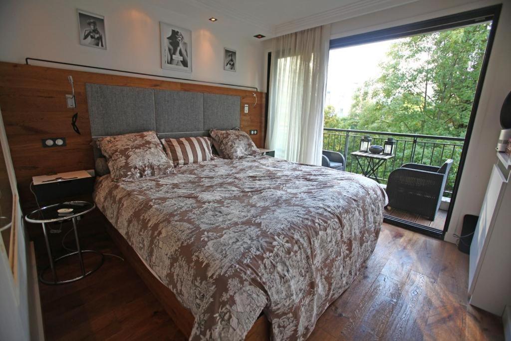 George Apartment In Neuilly Exterior foto